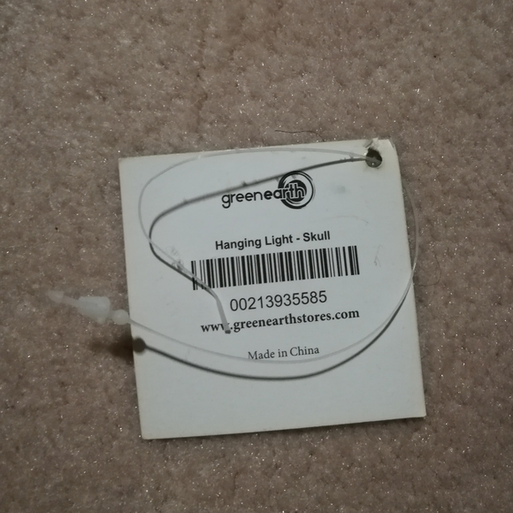 🎃 Pirate Skull Light Up Hanging Sign ☀ - Picture 9 of 9